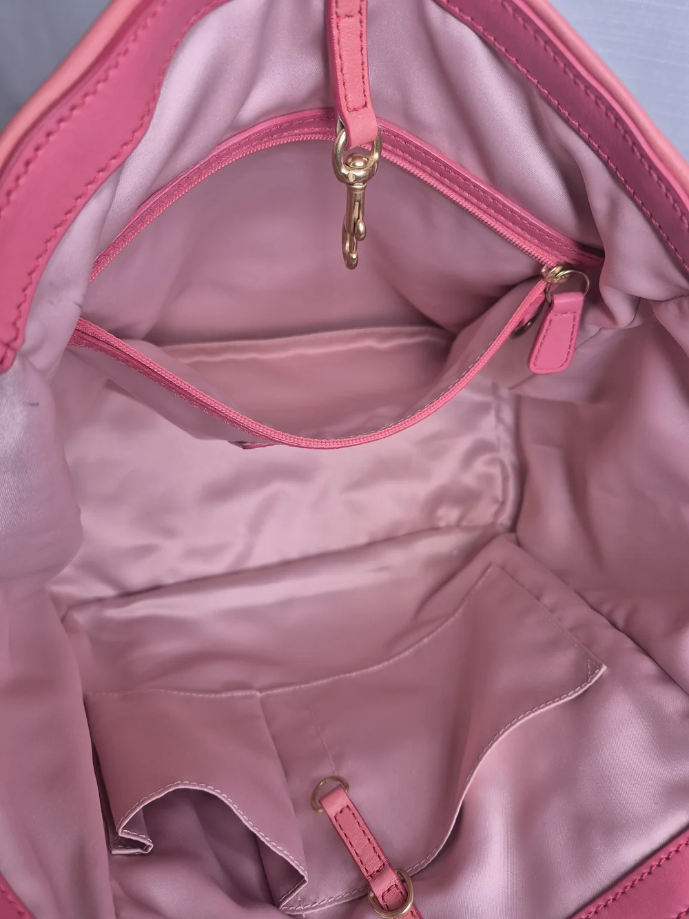 Coach Pink & White Two-Tone Leather Handbag Set EUC